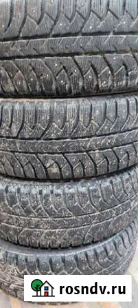Bridgestone 215/60 R17 Сургут - изображение 1