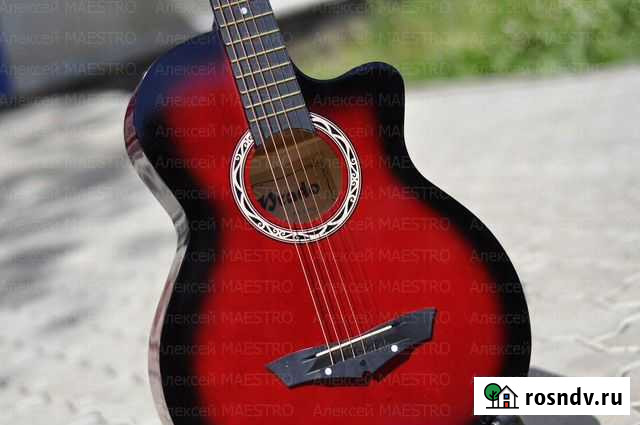 Эстрадная уменьшенная гитара /Новая Самара - изображение 1