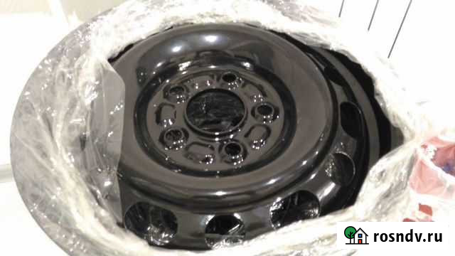 Стальные диски KFZ R15 PCD 114.3 x 5 6 ET50 D67.1 Гаврилов-Ям - изображение 1