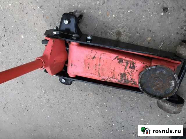 Домкрат шиномонтажный Махачкала - изображение 1