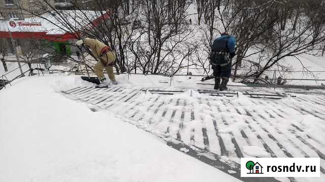 Чистка / уборка снега / сосулек / наледи с крыш Ижевск - изображение 1