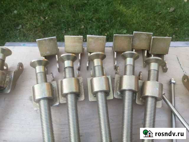 Струбцины профессиональные, оцинкованные Электроизолятор - изображение 1