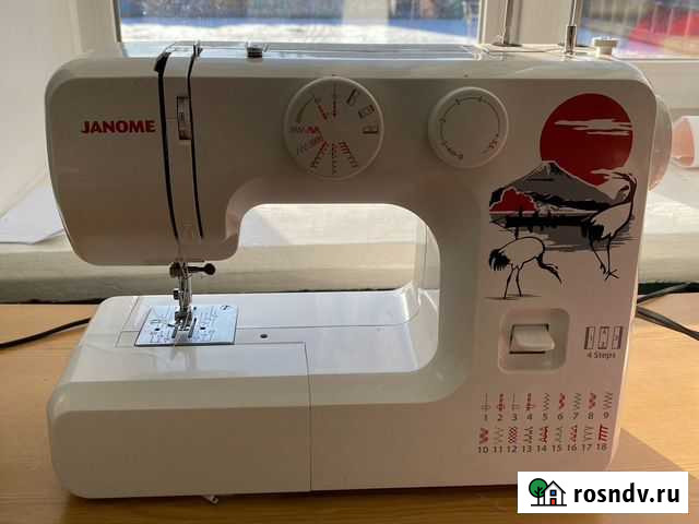 Швейная машина Janome Снегири - изображение 1