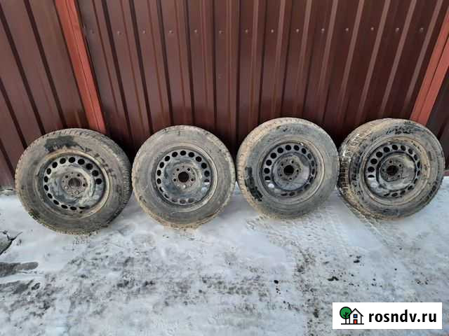 Продам комплект штампованных дисков R15 Новосибирск - изображение 1