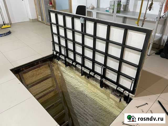 Люк под ламинат 600х600 Абадзехская - изображение 1