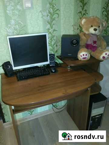 Продаю компьютерный стол Москва - изображение 1