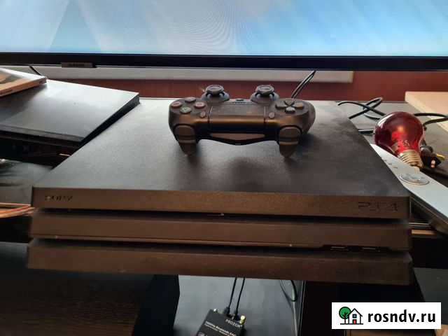 PS4 Pro 1TB + Геймпад Сергиев Посад - изображение 1