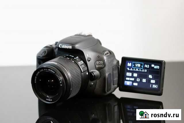 Зеркальный фотоаппарат Canon 600D Дмитров - изображение 1