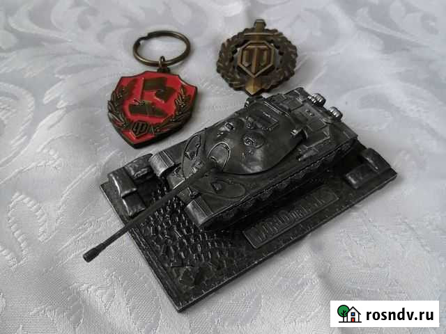 Модель танка ис-7,брелок,значок Миасс - изображение 1