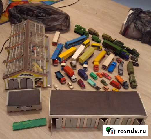 Макет железной дороги, дома и другой транспорт Мурино - изображение 1