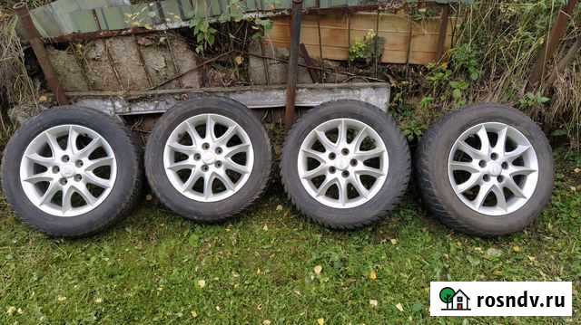 Зимние шипованные шины с дисками R16 от Киа Сергиев Посад - изображение 1