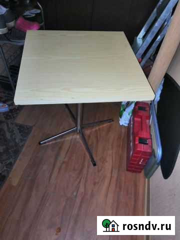 Стол с никелерованной удобной ногой Мурманск - изображение 1