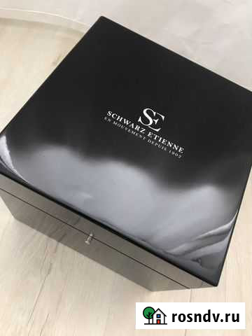 Шкатулка с автоподзаводом для часов schwarz estien Красногорск - изображение 1