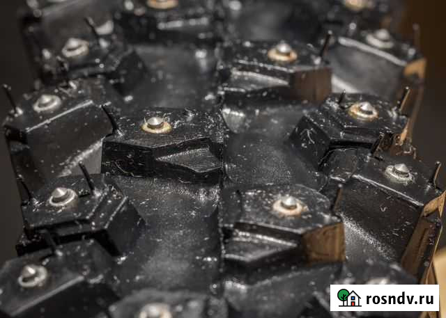 Шина велосипедная зимняя шипованная 26х2.1 Вологда - изображение 1