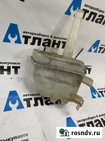 Бачок омывателя nissan x trail t30 Красный Сулин - изображение 1