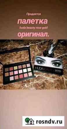 Палетка теней Huda Beauty Textured Shadows Palette Лиман