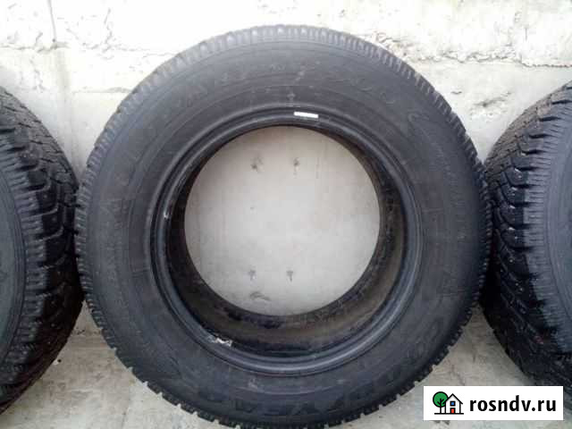 Goodyear 265/65 R17 3шт Яблоновский - изображение 1