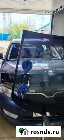 Лобовое стекло на Skoda.Заднее.Боковое. Замена Бор - изображение 1