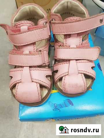 Сандалии для девочки Воронеж - изображение 1