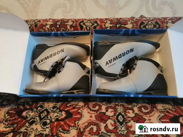 Лыжные ботинки, 39 размер 44 размер Великий Новгород - изображение 1