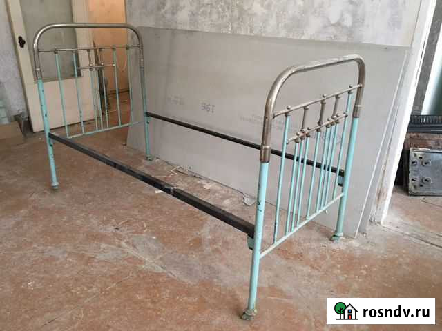 Кровать металлическая СССР витажная / Доставка Савино - изображение 1