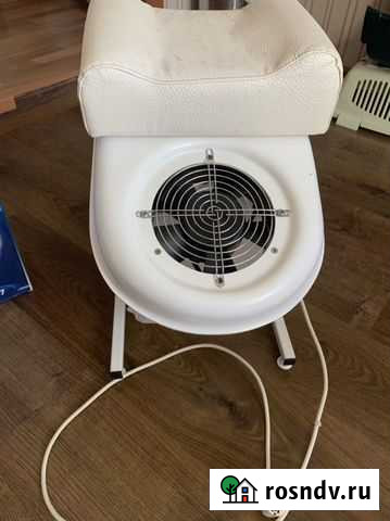 Вытяжка для педикюра с подставкой Абакан - изображение 1