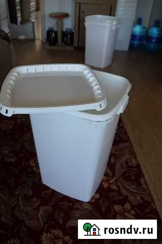 Ёмкость (бак) пластиковая с крышкой 30л Бийск - изображение 1