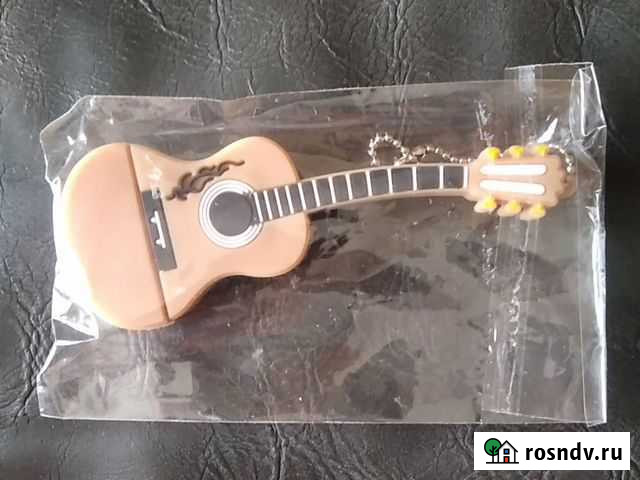 Флешка 32 Гб Ахтырский - изображение 1