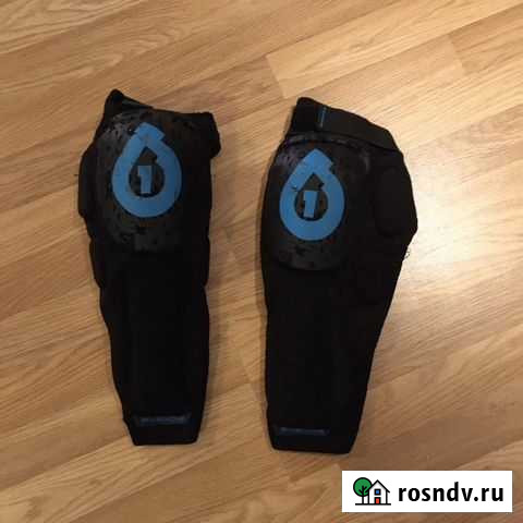 Наколенники SixSixOne Rage Таганрог - изображение 1