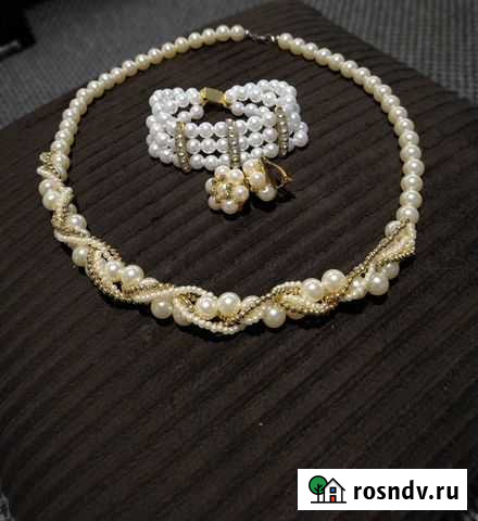 Бижутерия (броши, ожерелья, клипсы) + шкатулка Санкт-Петербург - изображение 1