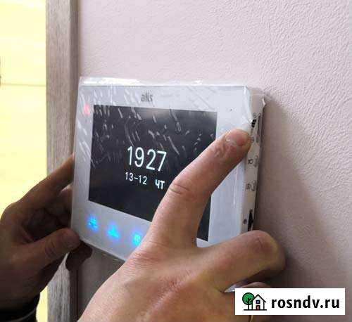 Монтаж и установка видеодомофона Москва - изображение 1