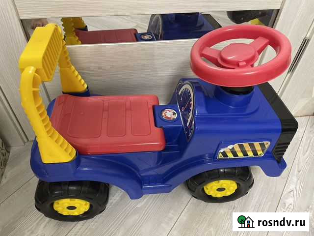 Машинка-каталка трактор Екатеринбург - изображение 1