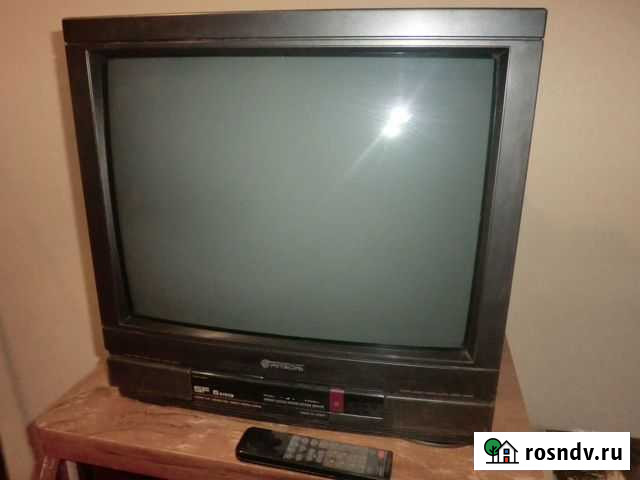 Телевизор hitachi с кинескопом 52см Всеволожск - изображение 1