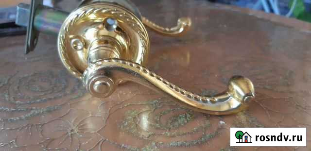 Ручки с защелкой межкомнатной двери латунь новые Калуга - изображение 1