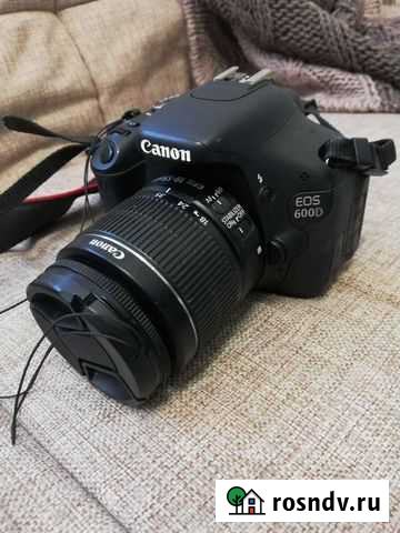 Зеркальный фотоаппарат EOS 600D + доп. аккумулятор Мытищи - изображение 1