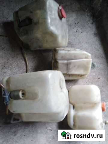 Бачки для омывателя на VW Golf2 и з/ч кузова б/у Черняховск - изображение 1