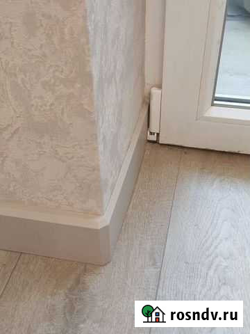 Установка плинтусов Краснодар - изображение 1