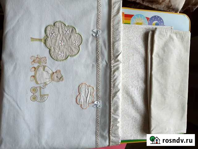 Комплект постельного в детскую кроватку,б/у Калуга - изображение 1