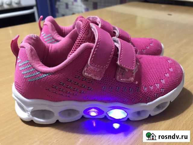 Кроссовки для девочки 27 размер котофей Воркута - изображение 1