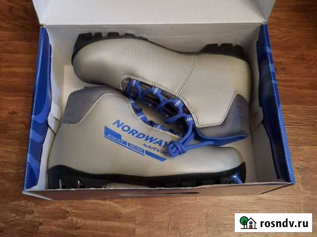 Лыжные ботинки Москва - изображение 1