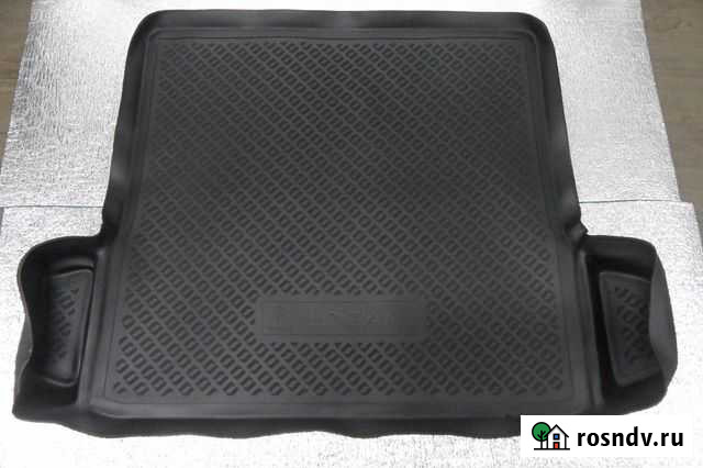 Автомобильные коврики в багажник R.Logan Владивосток - изображение 1
