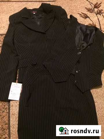 Новый школьный костюм для девочки тройка Хабаровск - изображение 1