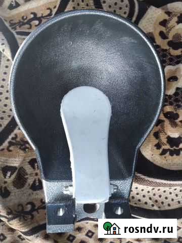 Поилки чугунные для сх животных Хомутово - изображение 1