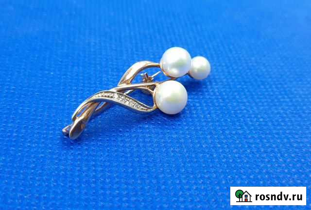 Золотая брошь с жемчугом 585 пробы Мурманск - изображение 1
