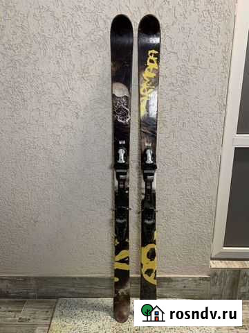Горные лыжи Armada AR7 176 с креплениями Сочи - изображение 1