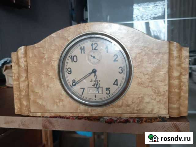 Часы настольные СССР Санкт-Петербург - изображение 1