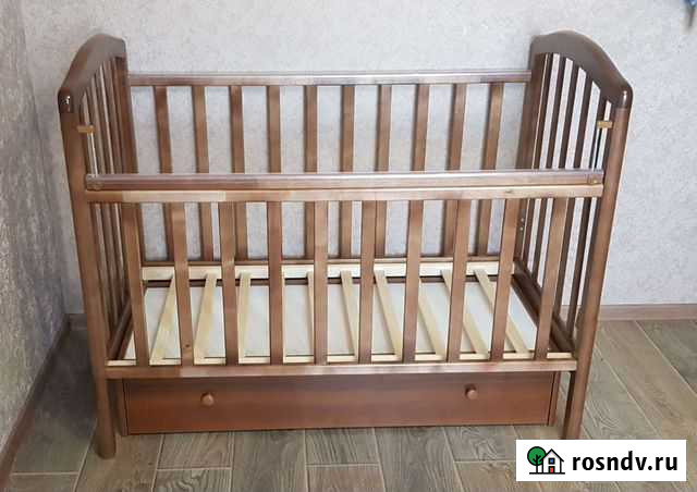 Кроватка из массива с маятником Мурино - изображение 1