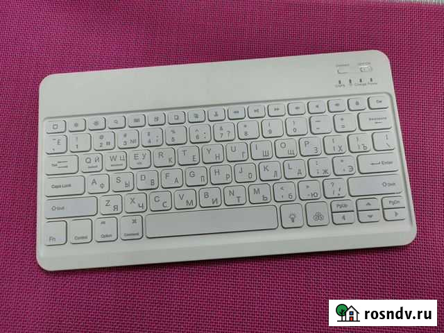 Bluetooth клавиатура белая с подсветкой RGB Кемерово - изображение 1
