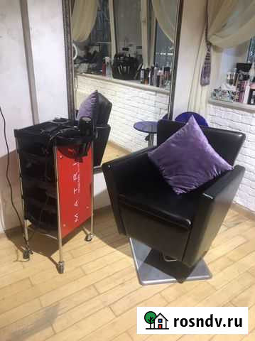 Парикмахерские кресла,массажная кушетка,диванчик д Сочи - изображение 1