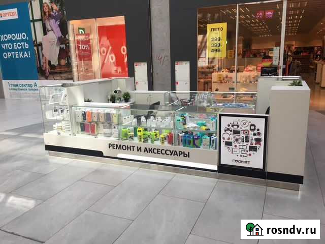 Продавец на торговый остров в ТЦ Москва - изображение 1